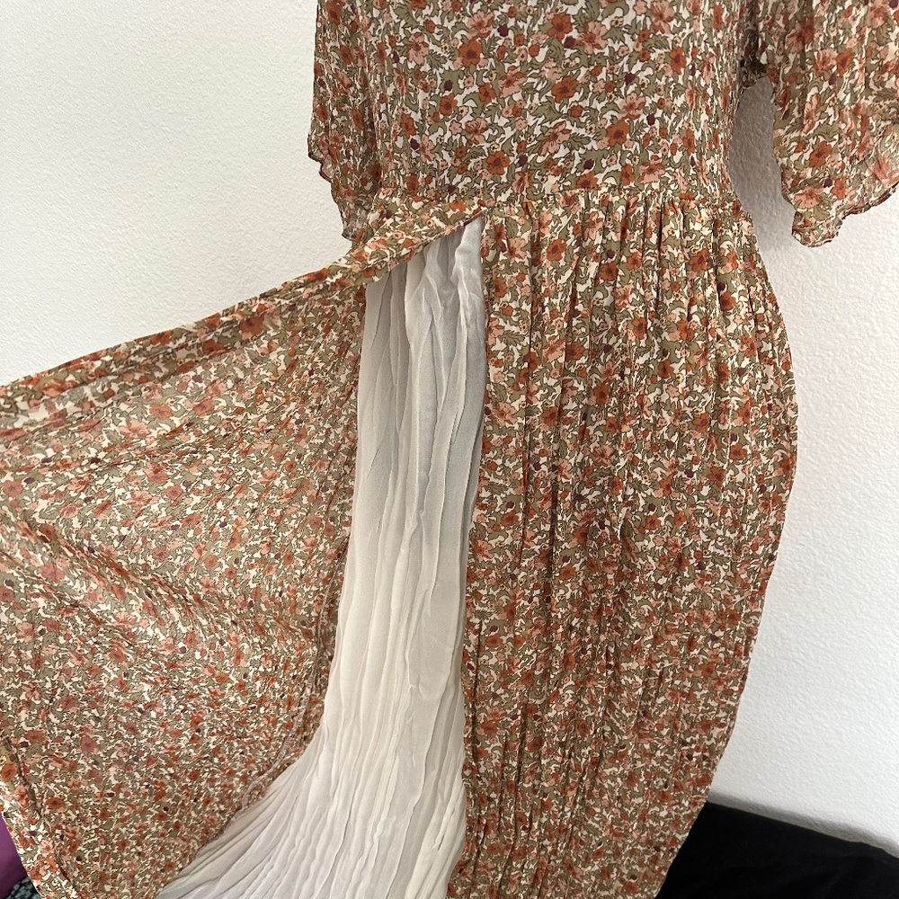 Vintage prairie style Dress. - Picture 5 of 8